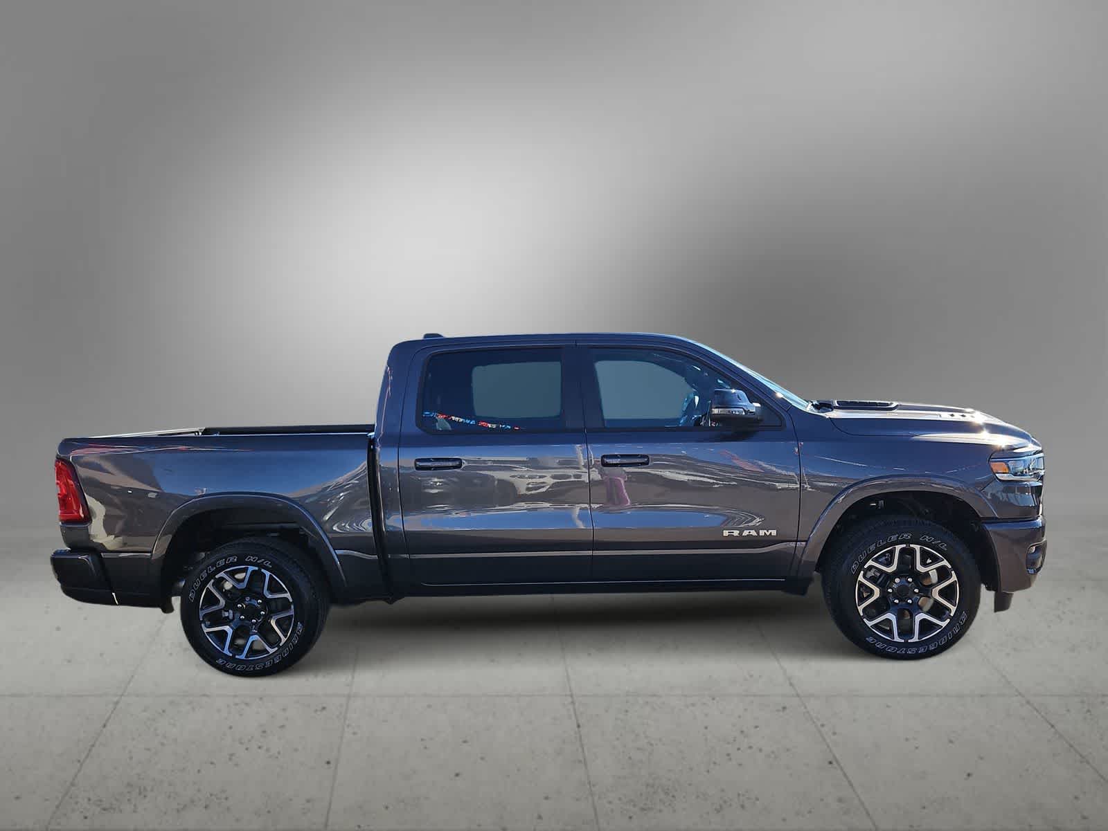 Thumbnail: 2026 RAM 1500 - 9