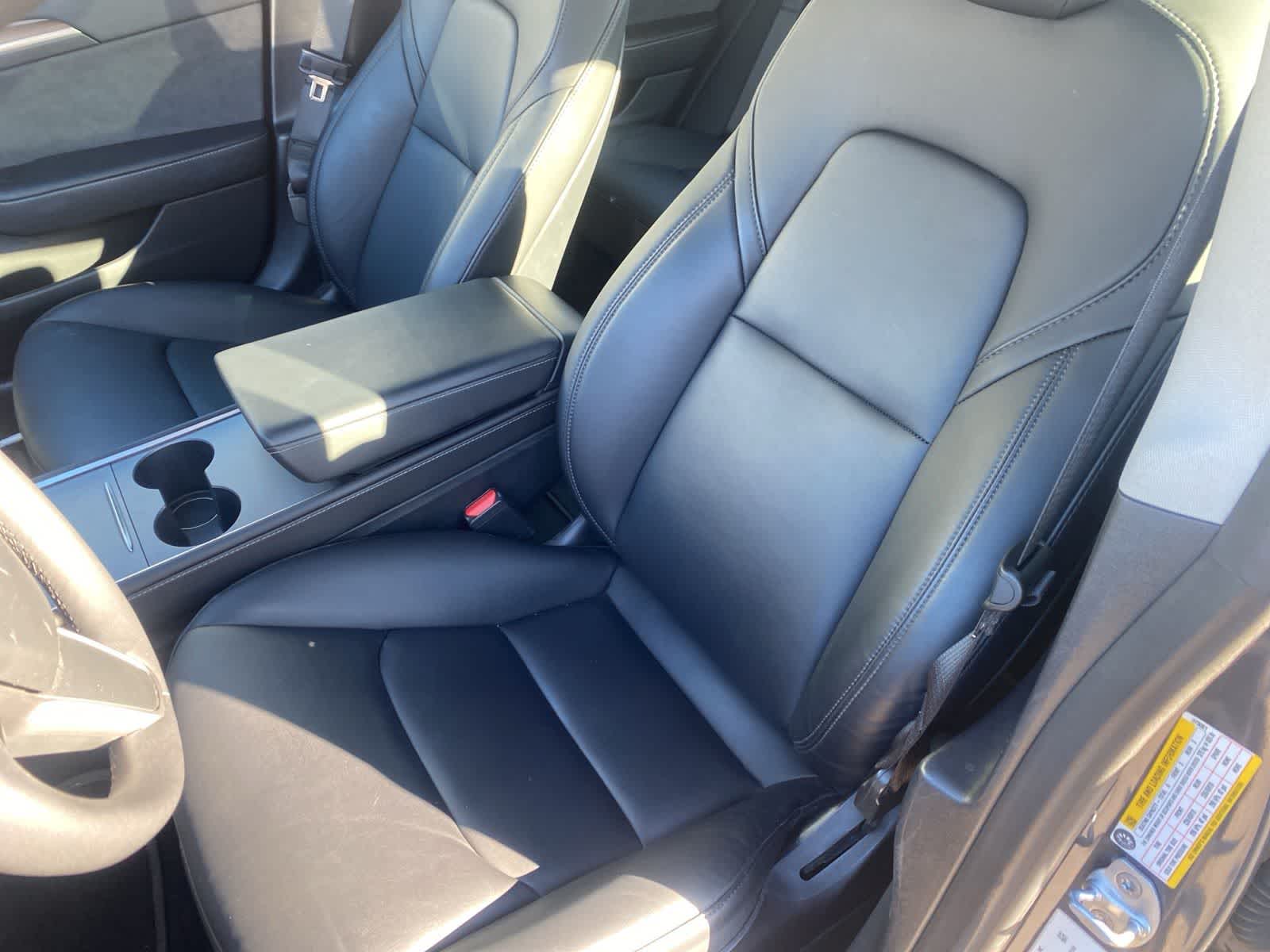 Thumbnail: 2022 Tesla Model 3 - 12