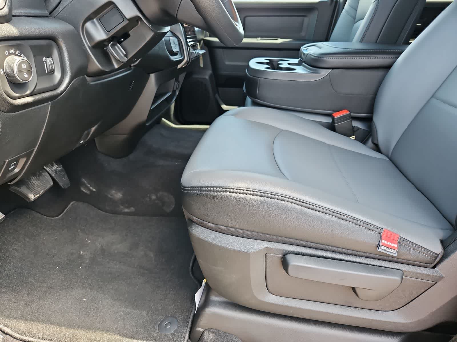 Thumbnail: 2026 RAM 3500 - 17