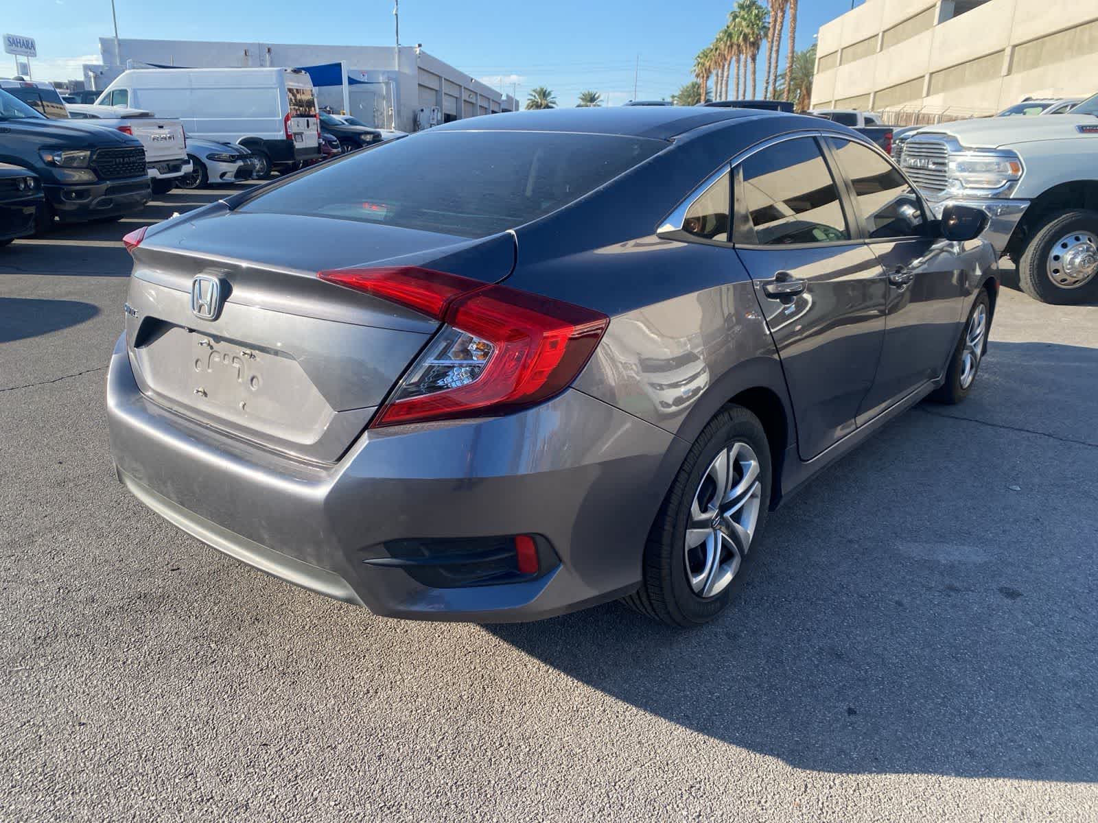 Thumbnail: 2017 Honda Civic - 6