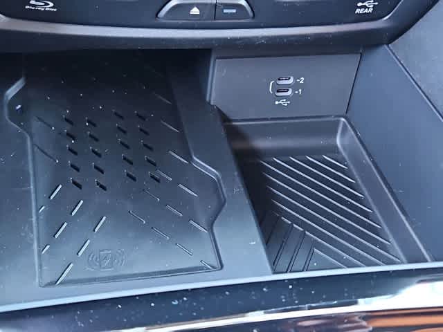 Thumbnail: 2026 Chrysler Pacifica - 30