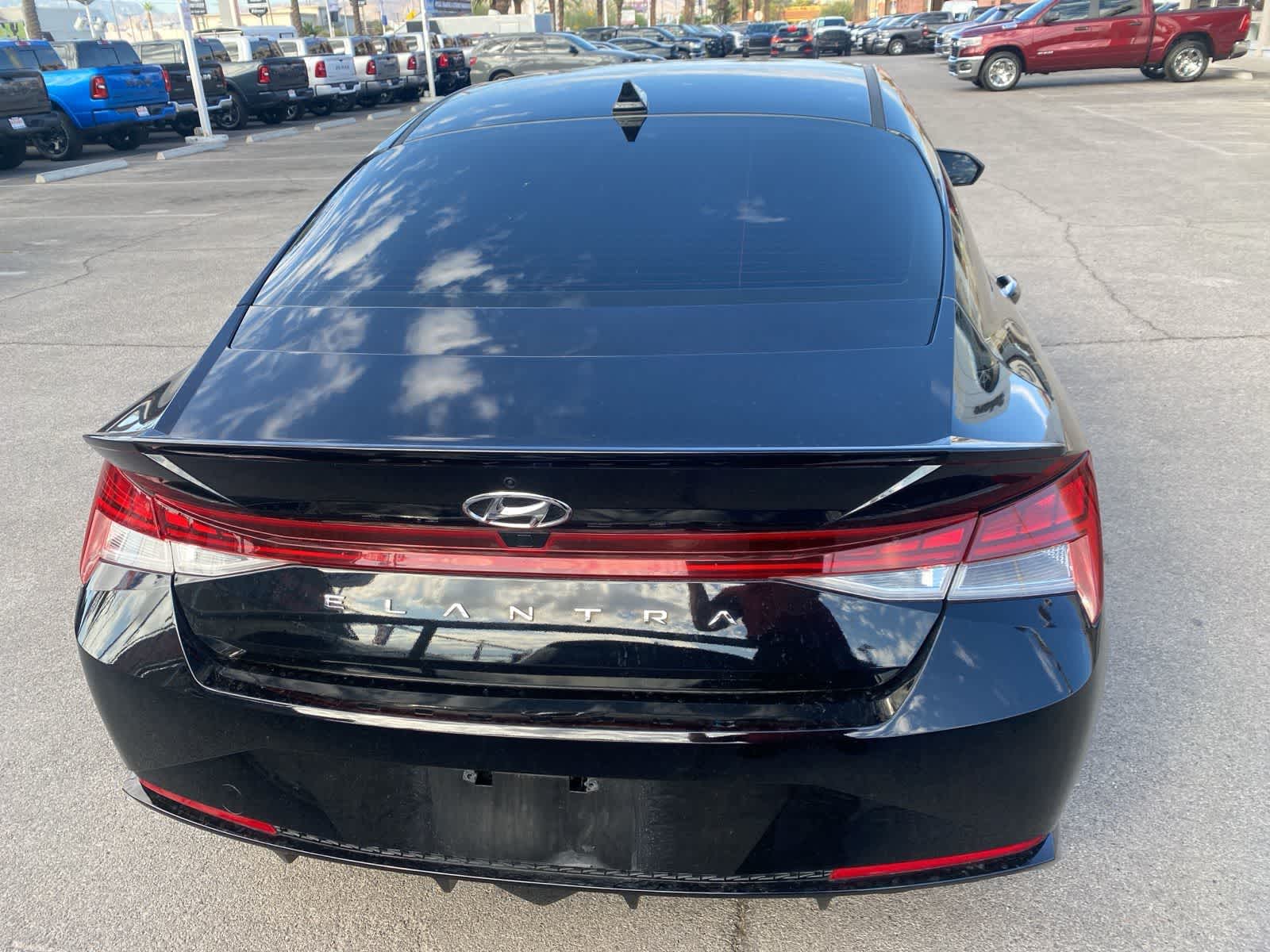 Thumbnail: 2023 Hyundai Elantra - 7