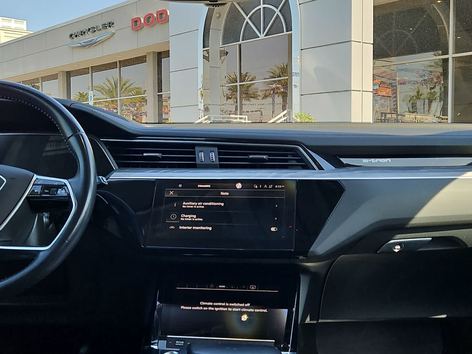 Thumbnail: 2021 Audi e-tron - 26