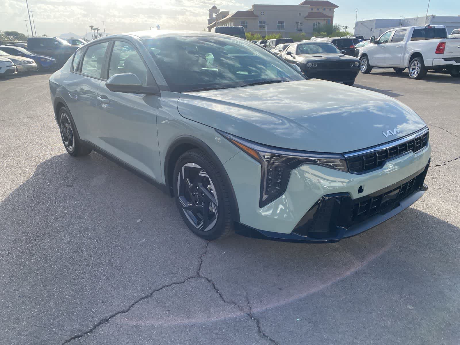Thumbnail: 2025 Kia K4 - 3