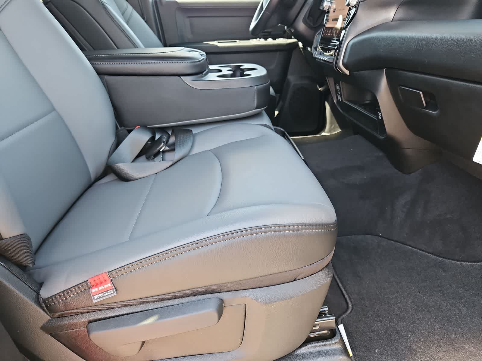 Thumbnail: 2026 RAM 3500 - 21