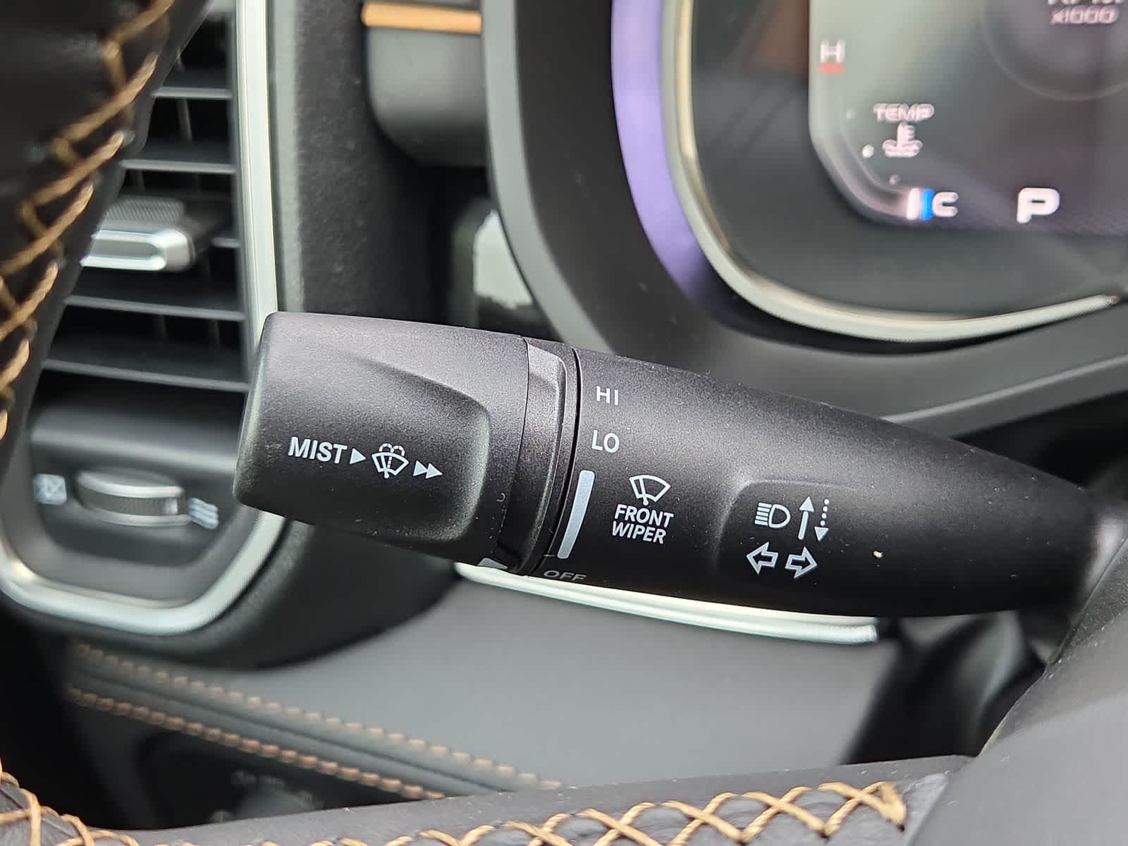 Thumbnail: 2026 RAM 1500 - 28