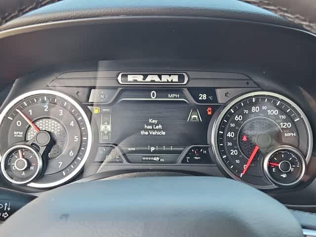 Thumbnail: 2026 RAM 1500 - 32