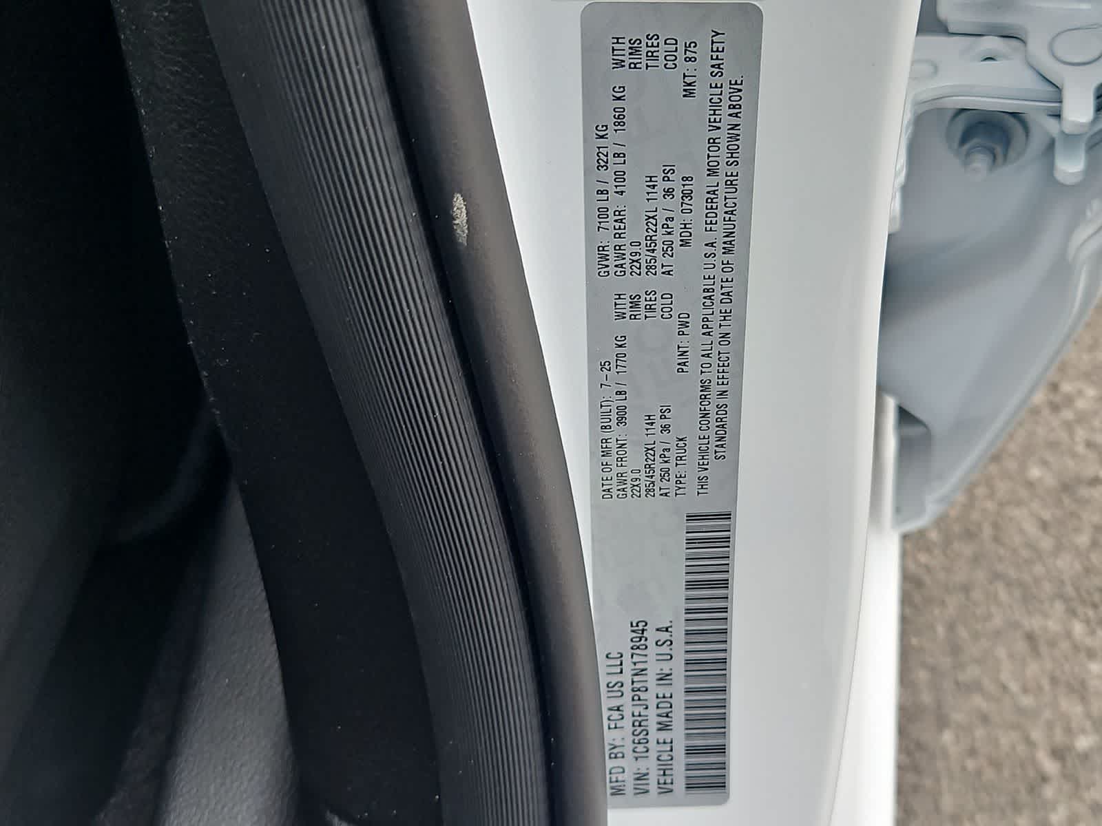 Thumbnail: 2026 RAM 1500 - 37