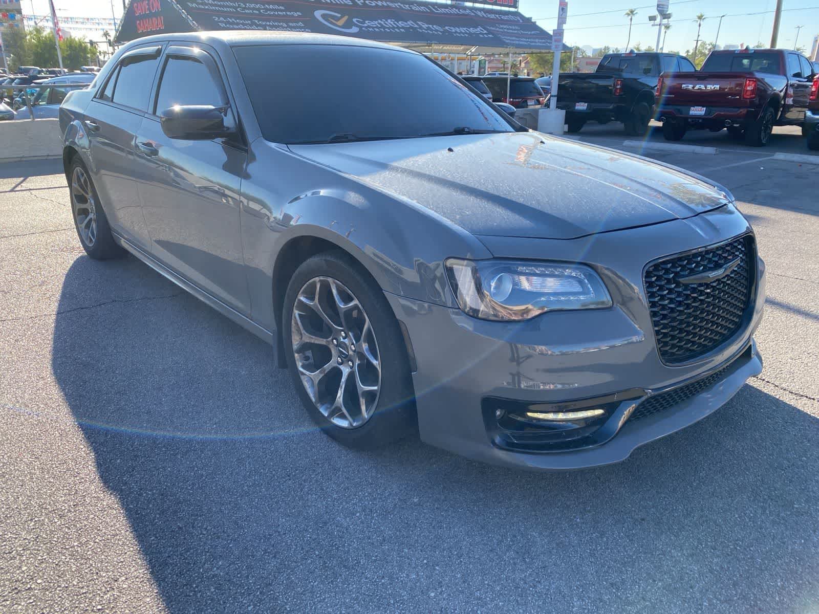 Thumbnail: 2018 Chrysler 300 - 3