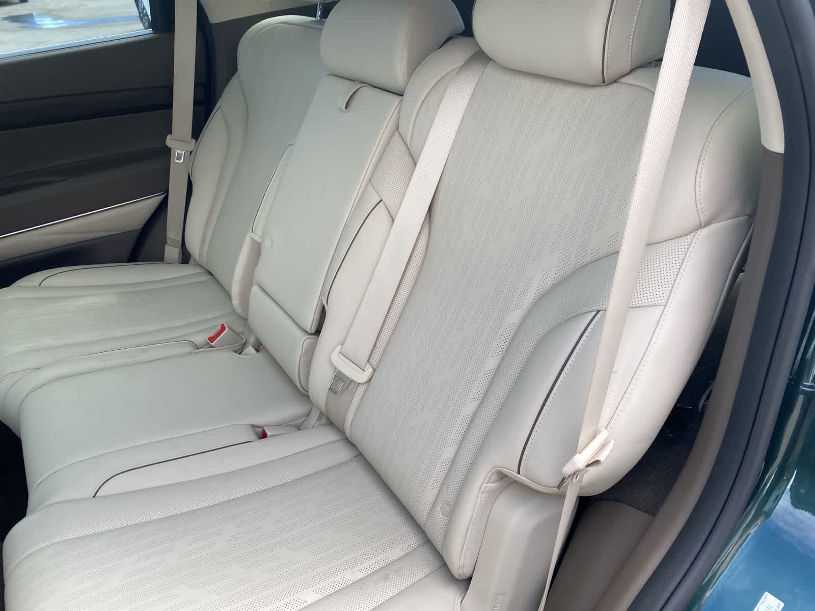 Thumbnail: 2023 Genesis GV80 - 13