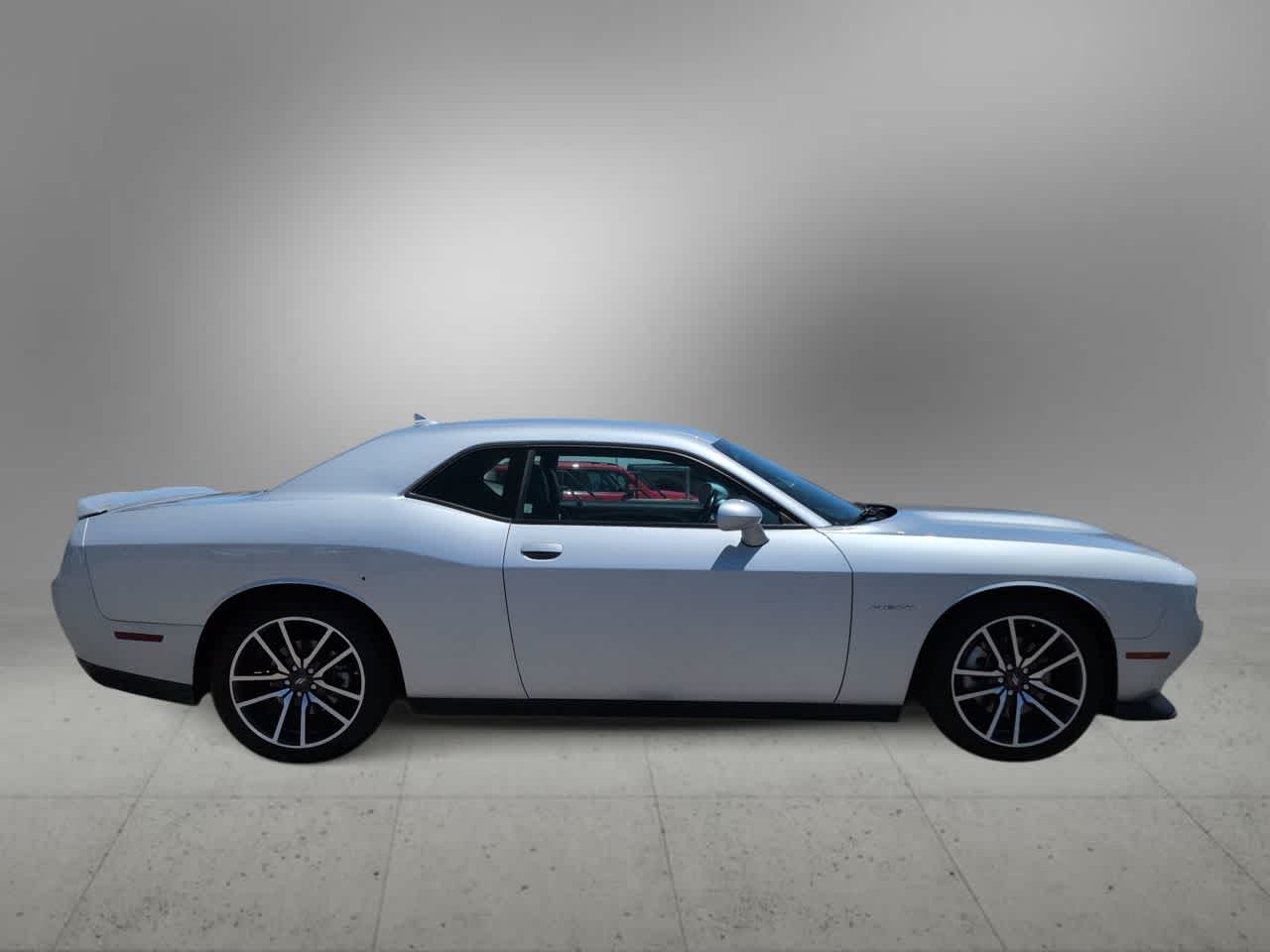 Thumbnail: 2022 Dodge Challenger - 10