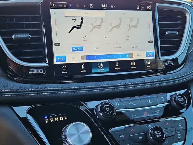 Thumbnail: 2026 Chrysler Pacifica - 27