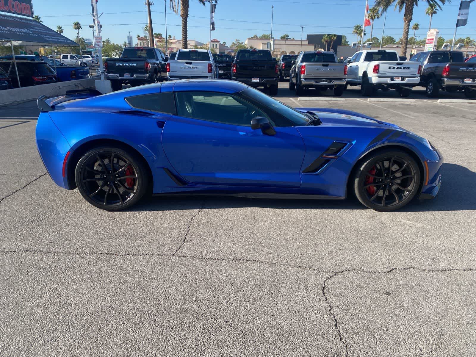 Thumbnail: 2019 Chevrolet Corvette - 5