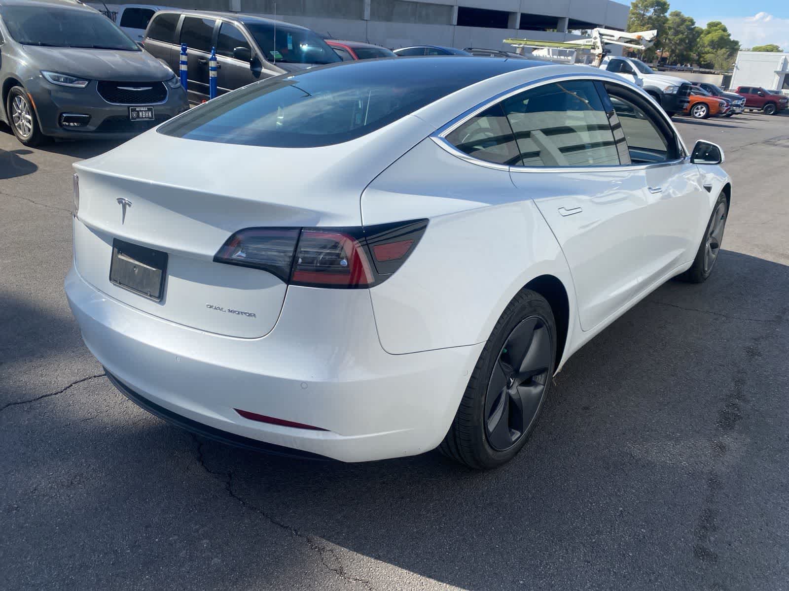 Thumbnail: 2020 Tesla Model 3 - 6