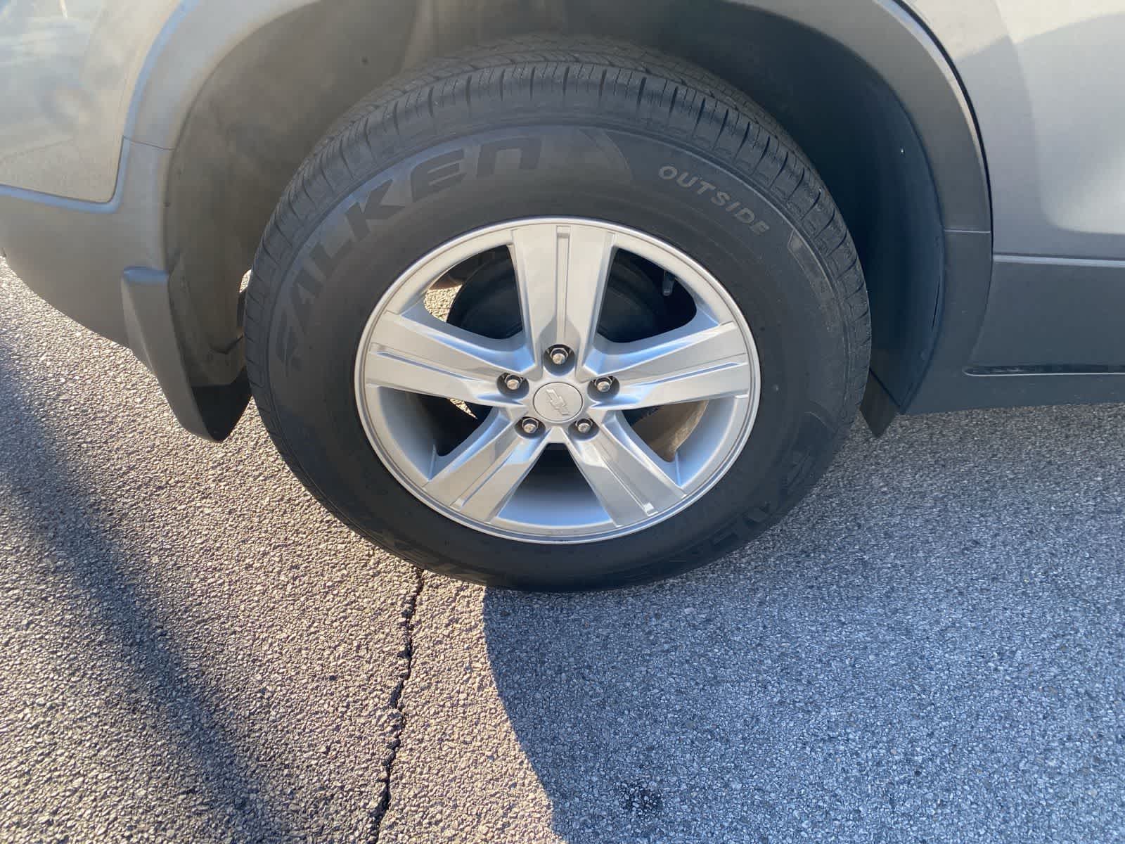 Thumbnail: 2020 Chevrolet Trax - 6