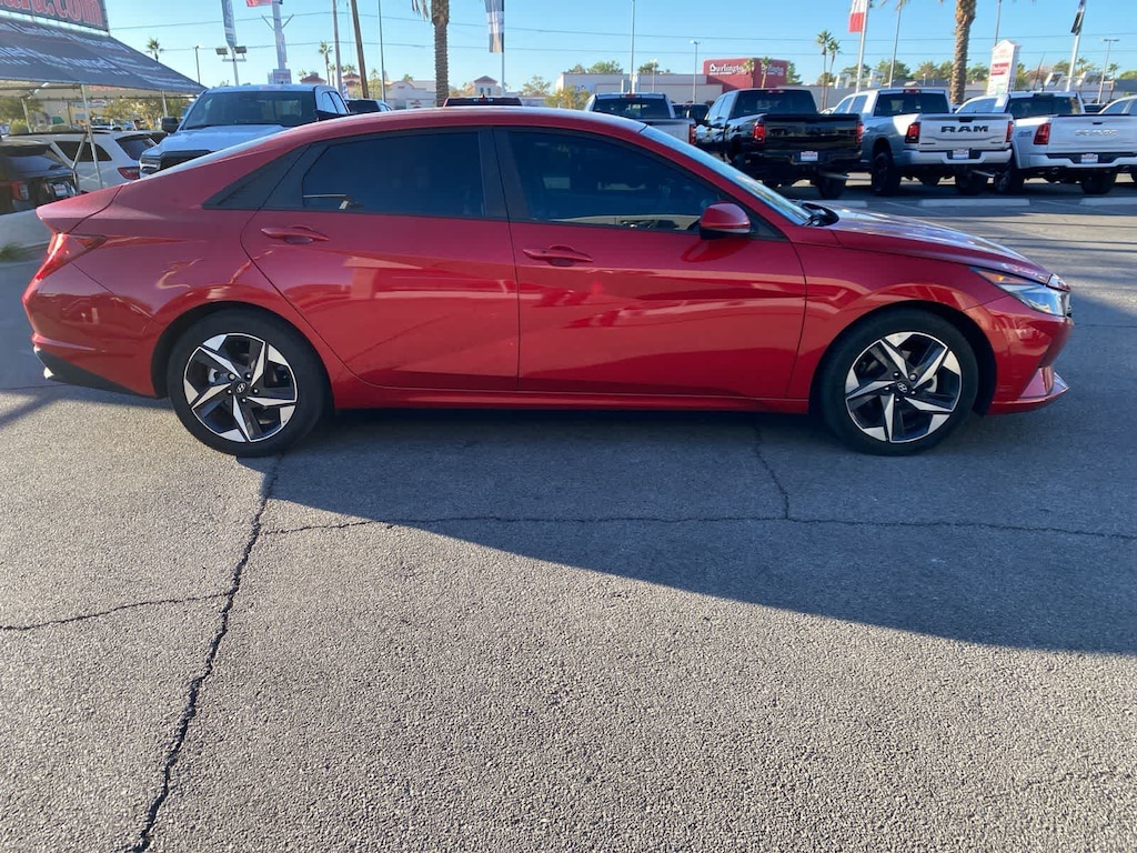 Used 2023 Hyundai Elantra SEL Sedan