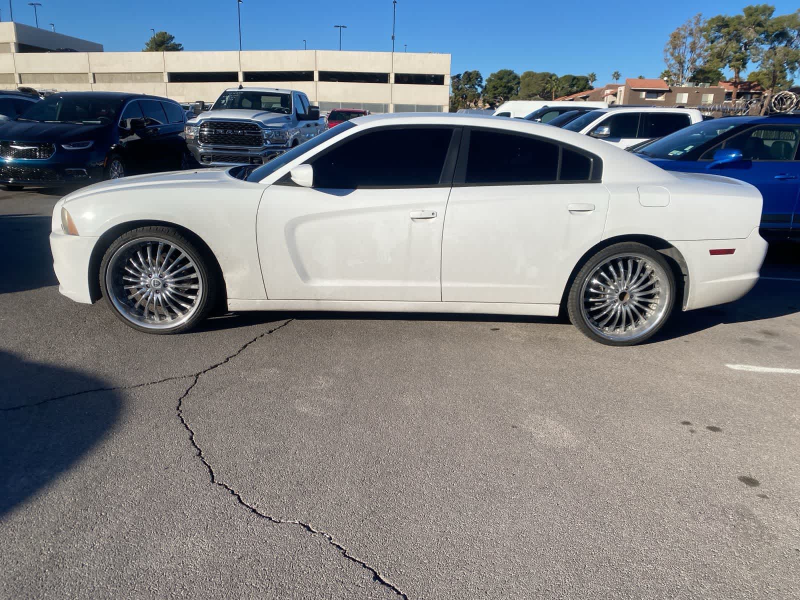 Thumbnail: 2014 Dodge Charger - 9