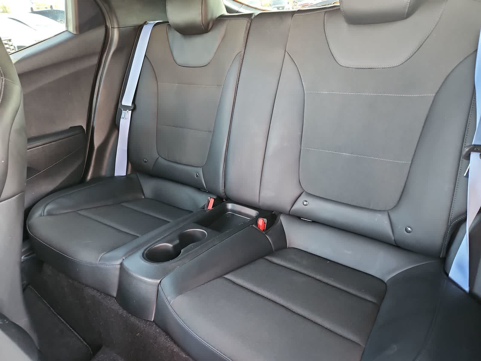 Thumbnail: 2022 Hyundai Veloster - 18