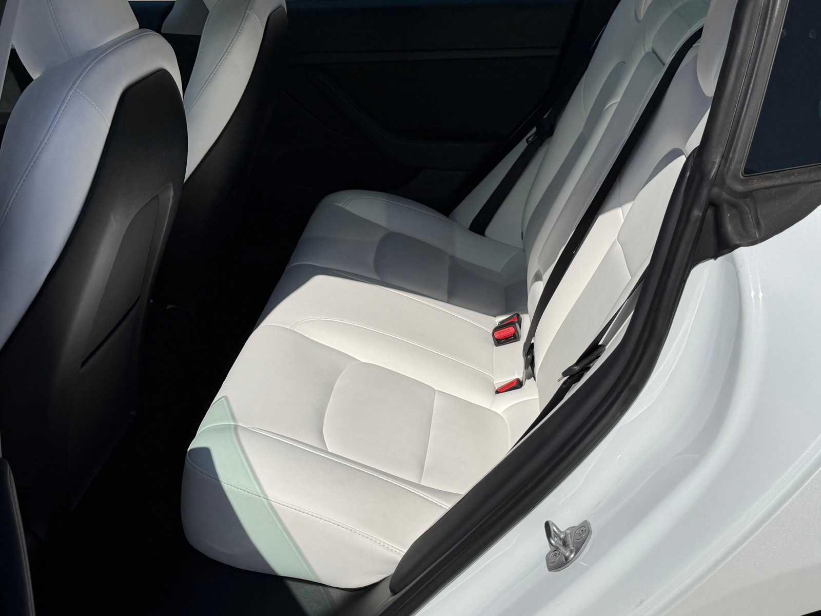 Thumbnail: 2023 Tesla Model 3 - 24