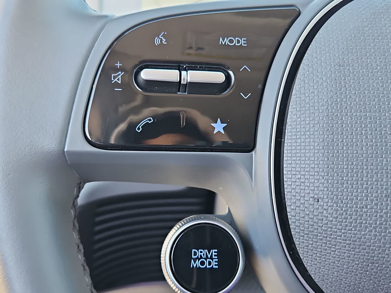 Thumbnail: 2024 Hyundai Ioniq 5 - 24