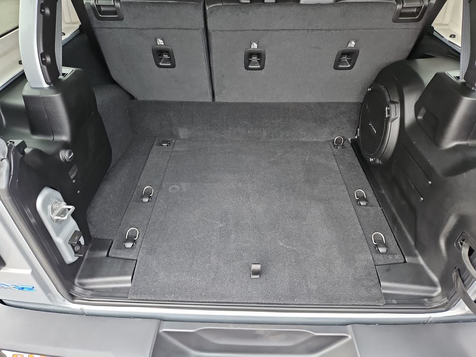 Thumbnail: 2023 Jeep Wrangler - 33