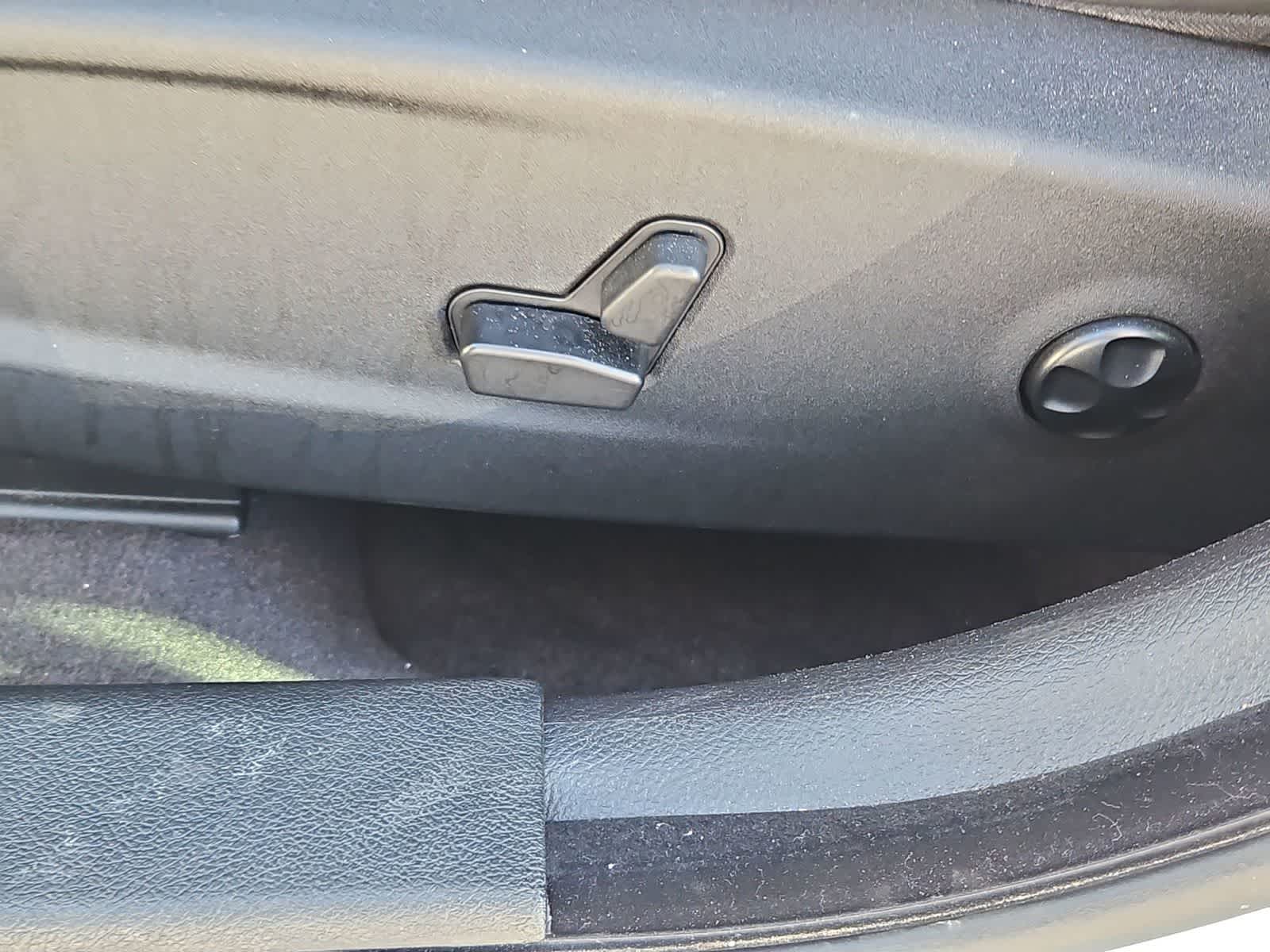 Thumbnail: 2017 Dodge Charger - 18