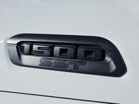 Thumbnail: 2025 RAM 1500 - 17