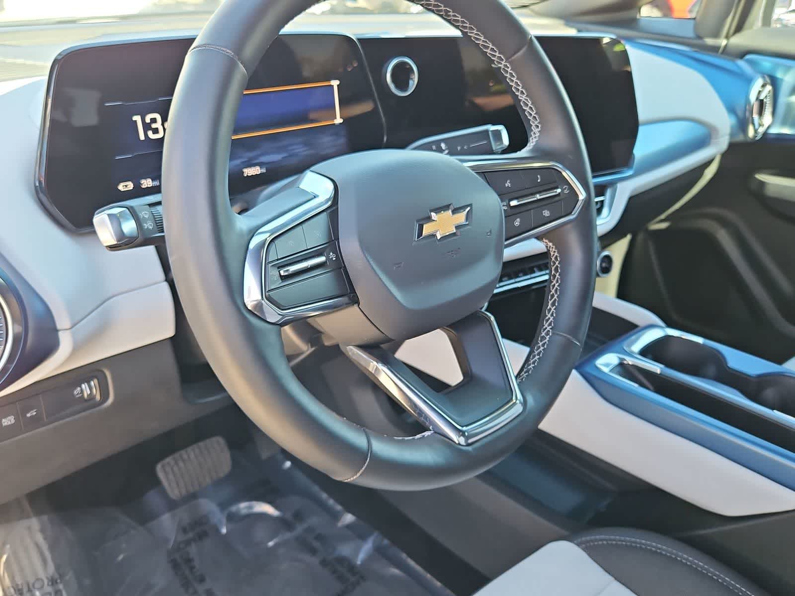 Thumbnail: 2025 Chevrolet Equinox - 11