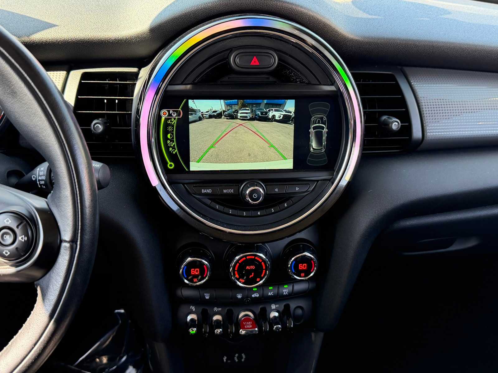 Thumbnail: 2018 MINI Cooper Hardtop - 21