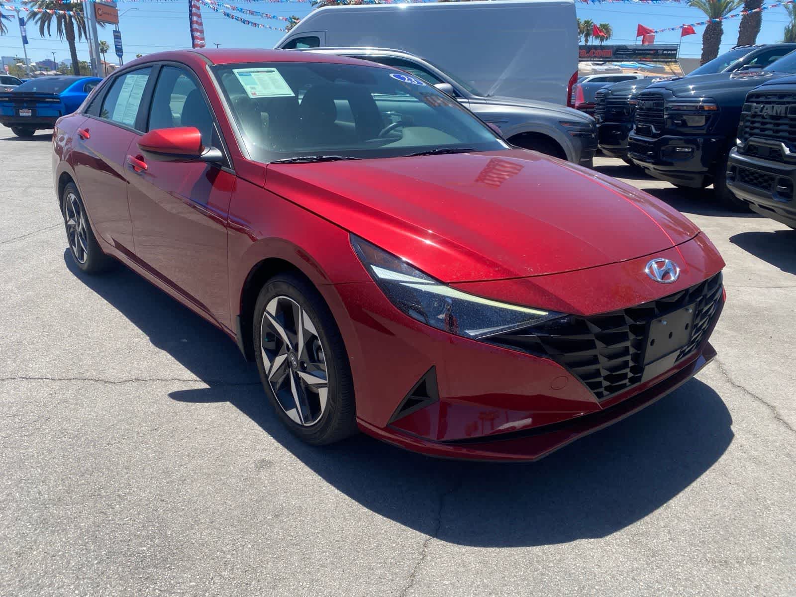 Thumbnail: 2023 Hyundai Elantra - 3