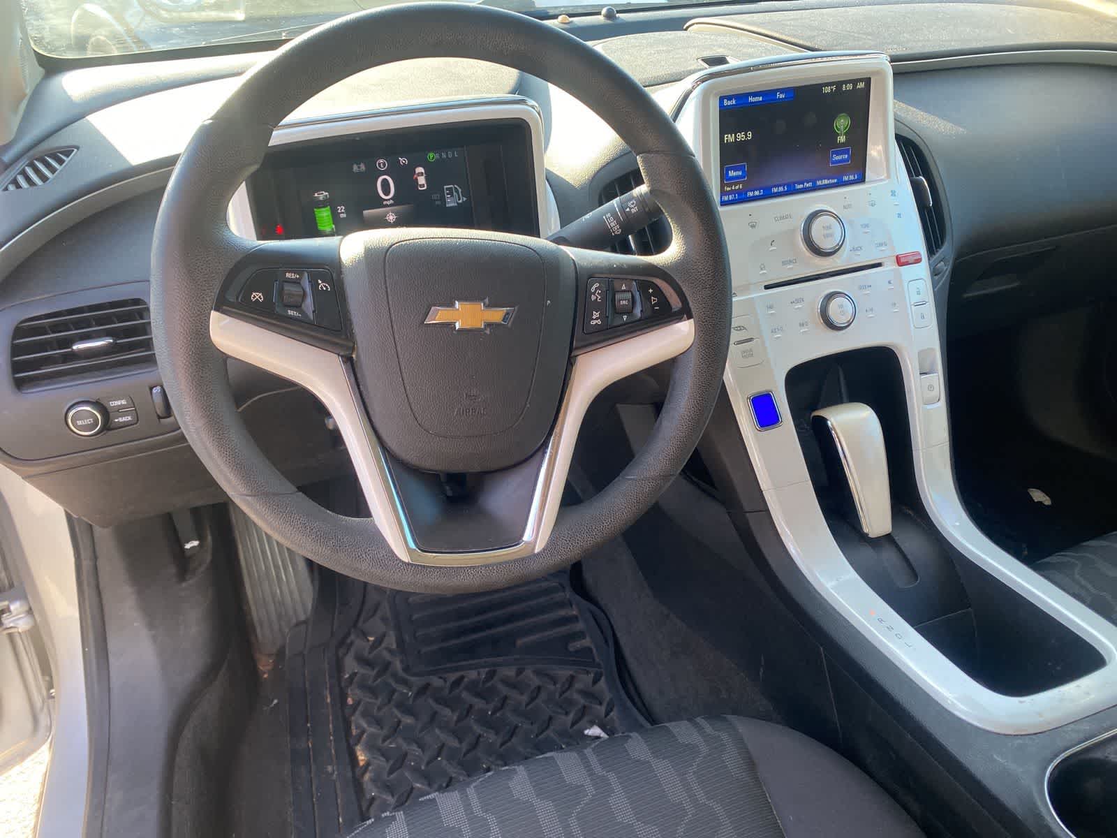 Thumbnail: 2013 Chevrolet Volt - 10
