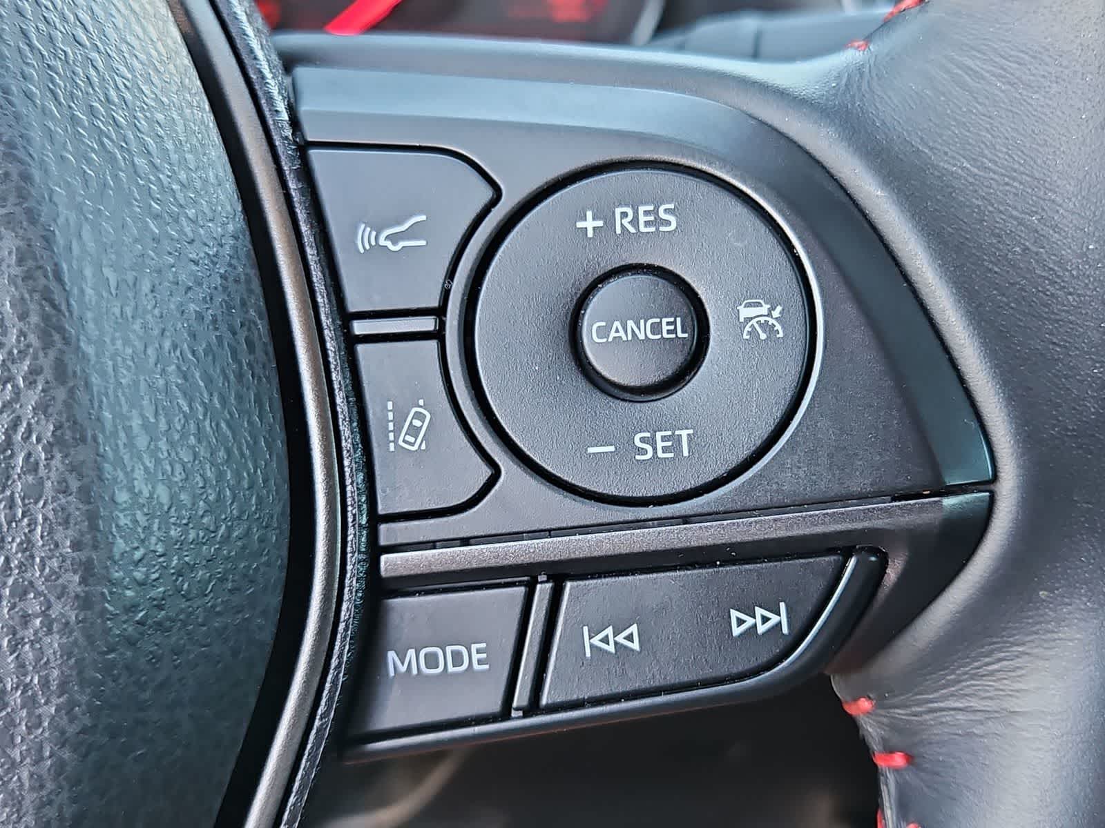 Thumbnail: 2022 Toyota Camry - 26