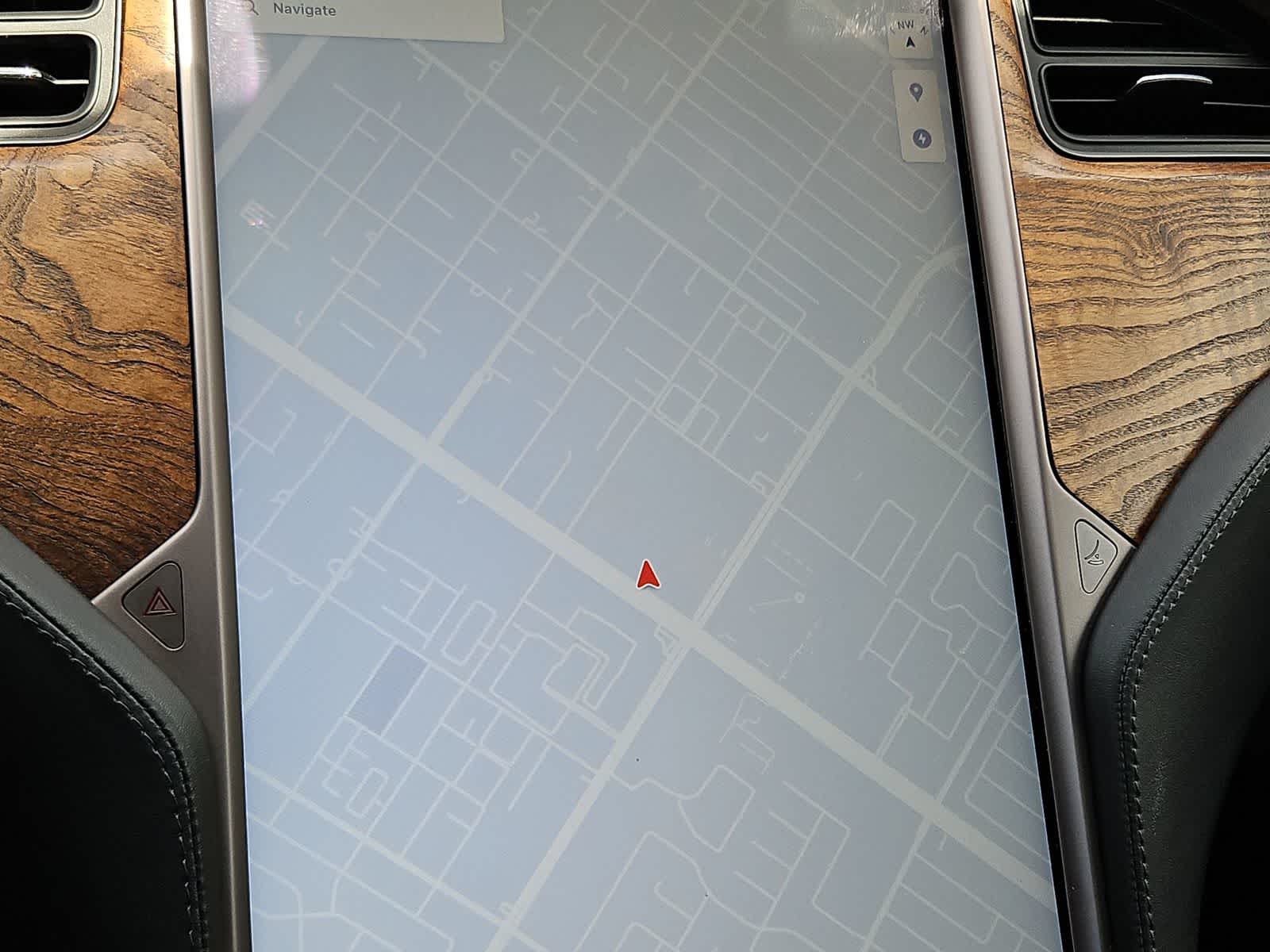 Thumbnail: 2020 Tesla Model S - 27