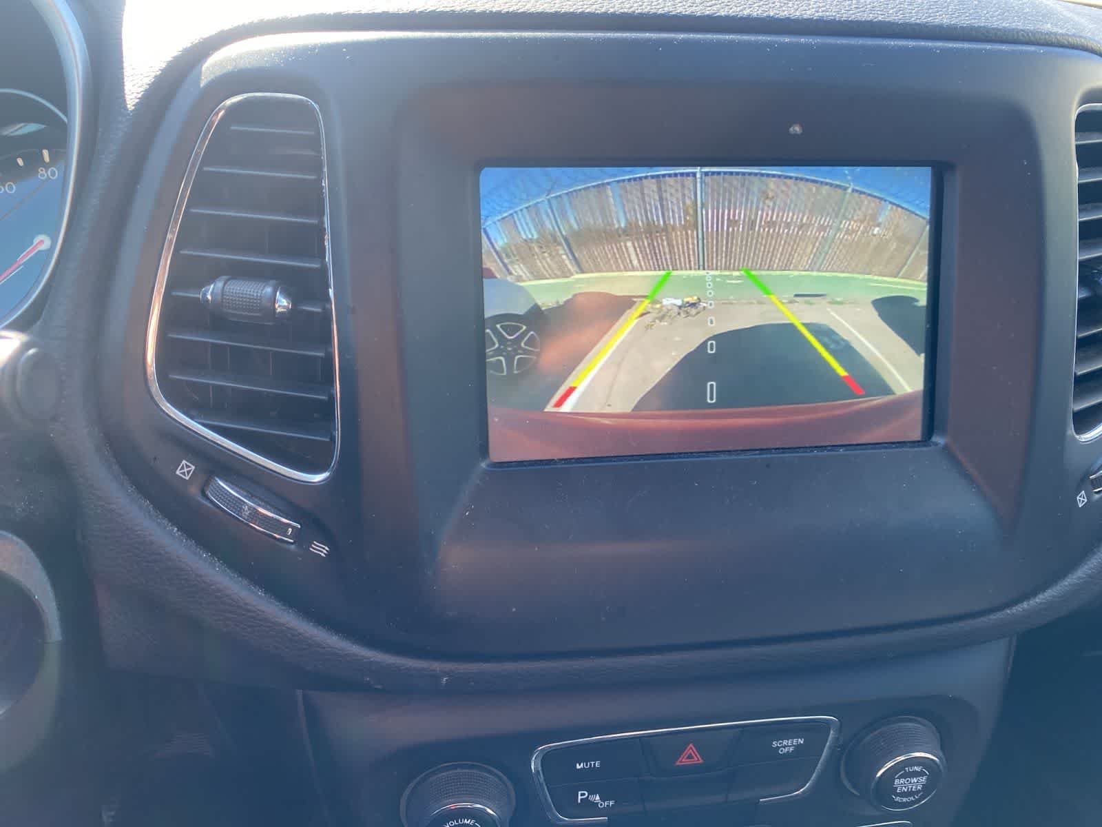 Thumbnail: 2018 Jeep Compass - 12