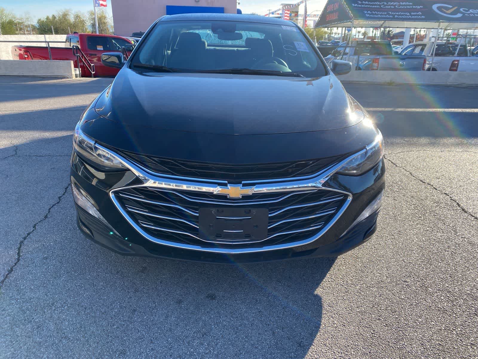 2024 Chevrolet Malibu 1LT photo 2