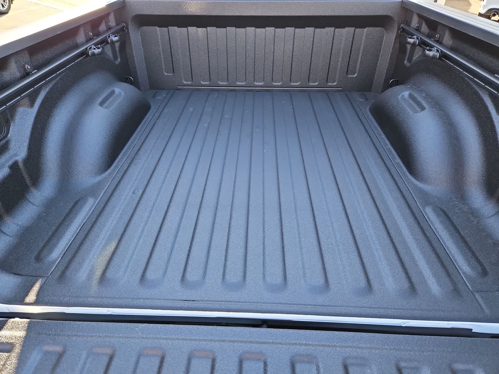 Thumbnail: 2026 RAM 1500 - 33