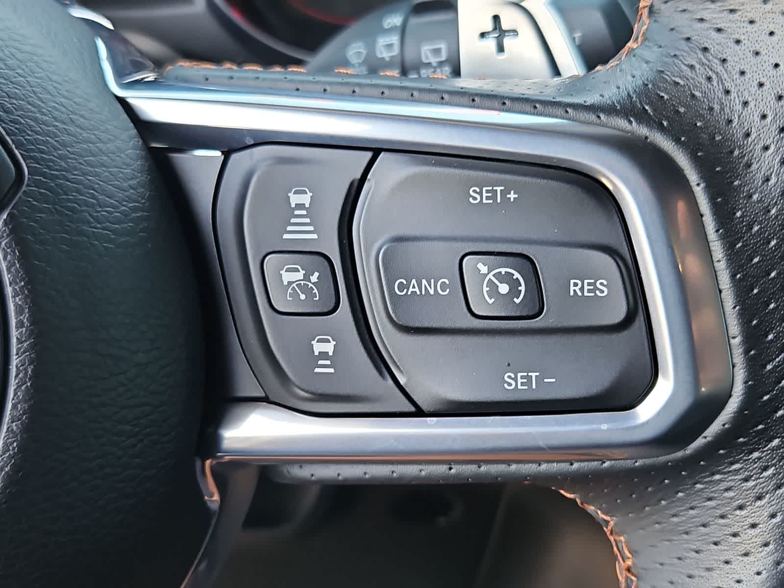 Thumbnail: 2022 Jeep Wrangler - 24