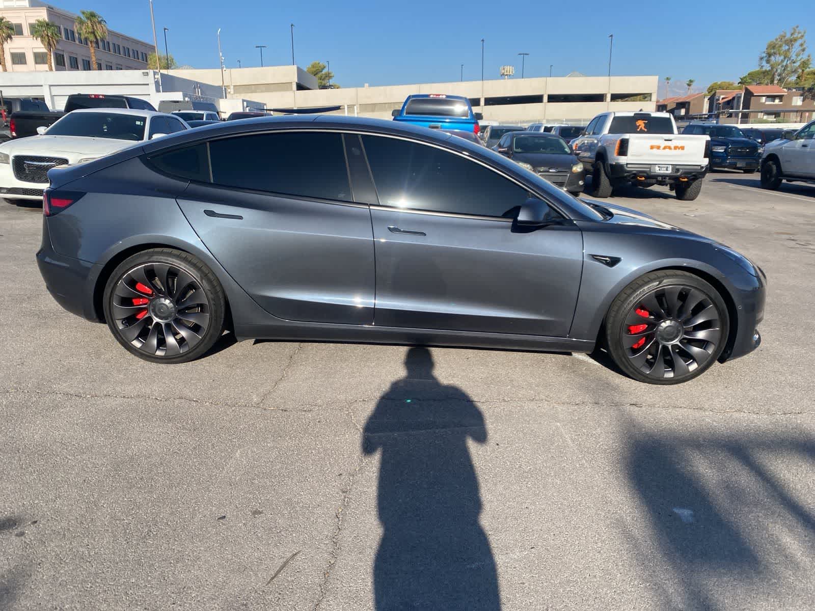 Thumbnail: 2022 Tesla Model 3 - 4