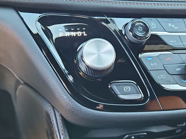 Thumbnail: 2026 Chrysler Pacifica - 31