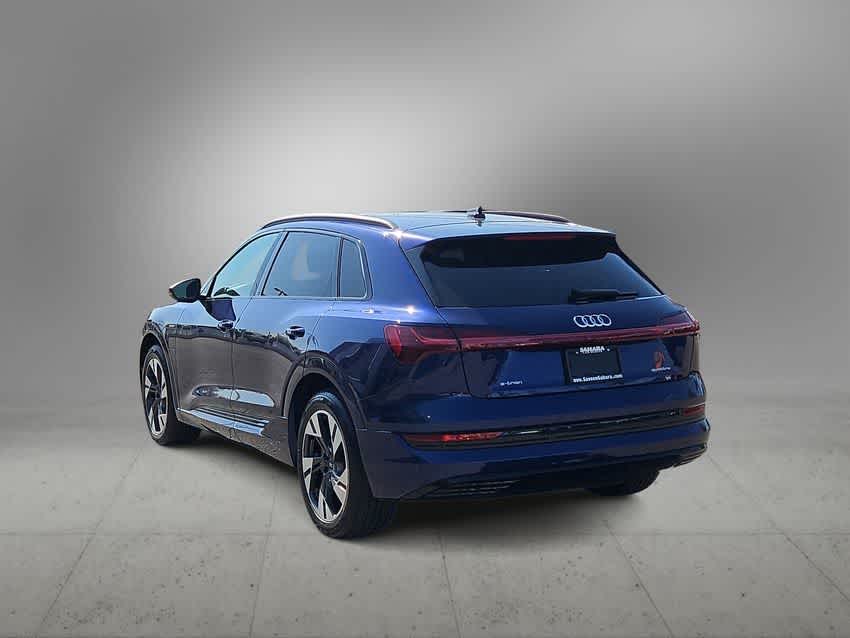 Thumbnail: 2021 Audi e-tron - 7