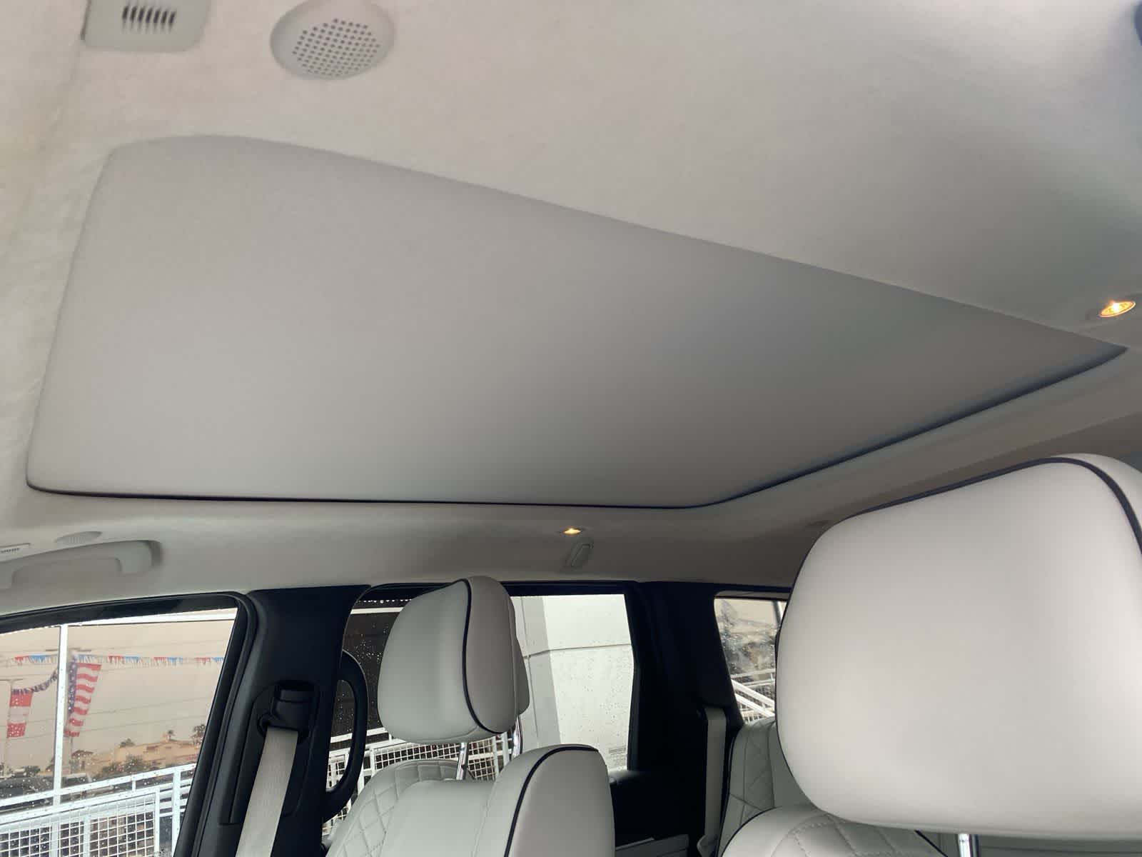 Thumbnail: 2020 Jeep Grand Cherokee - 11