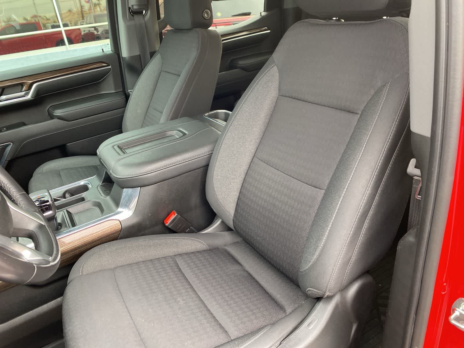 Thumbnail: 2022 Chevrolet Silverado 1500 - 11