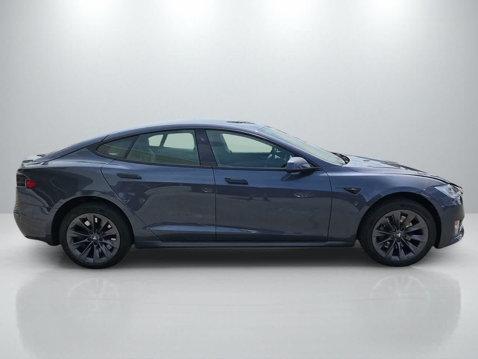 Thumbnail: 2020 Tesla Model S - 13