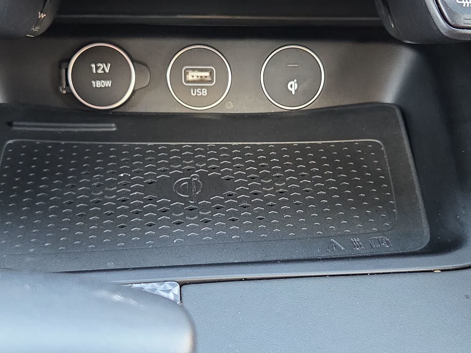 Thumbnail: 2023 Genesis G70 - 33