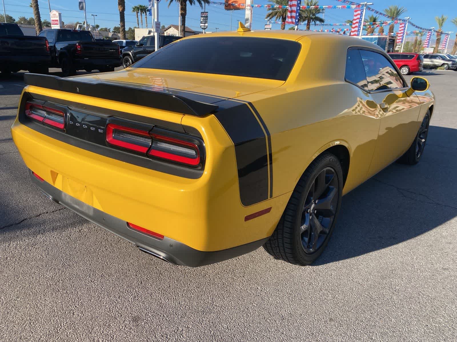 Thumbnail: 2017 Dodge Challenger - 7