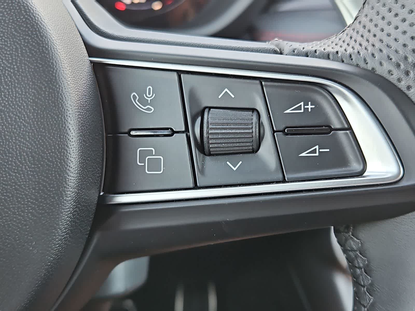 Thumbnail: 2024 Dodge Hornet - 24