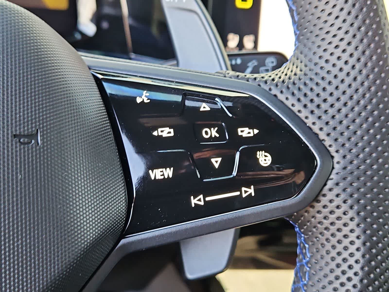 2023 Volkswagen Golf R 20th Anniversary Edition 22