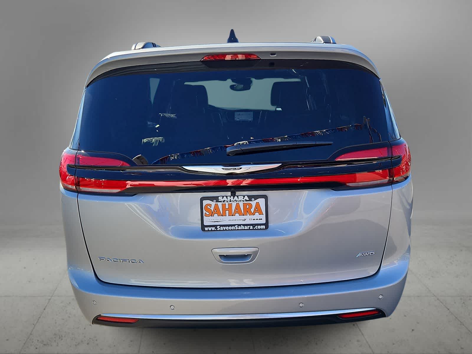 Thumbnail: 2026 Chrysler Pacifica - 7