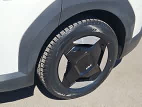 Thumbnail: 2024 Kia EV9 - 18