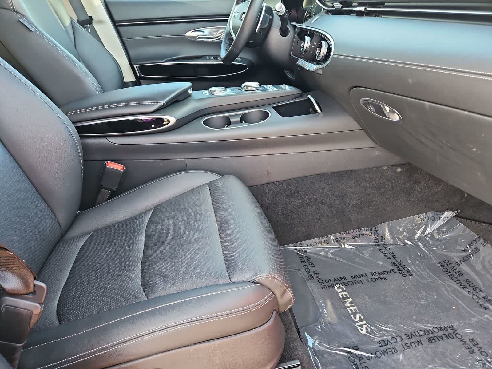 Thumbnail: 2025 Genesis GV70 - 22